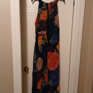 Melanie Lyne dress